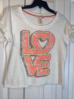 OP Off- White Short Sleeve Tee with Bright Coral LOVE Graphic (See measurements)